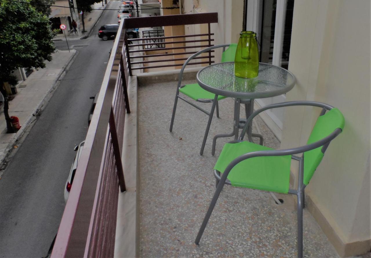 Jo'S Apartment In The Center 칼라마타 외부 사진